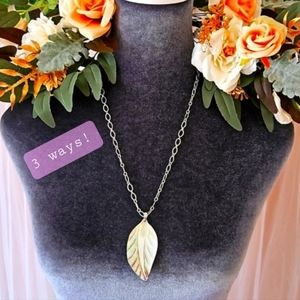 NWOT - 3-way Genuine Shell Pendant Necklace - Leaf Design - Vintage Cookie Lee